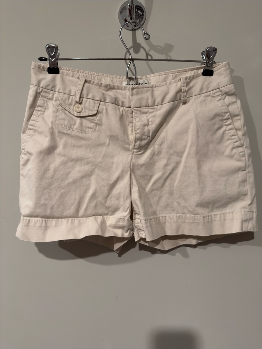 🔥4/$30 SHORTS SALE 🔥 Banana Republic Cream Cotton Shorts